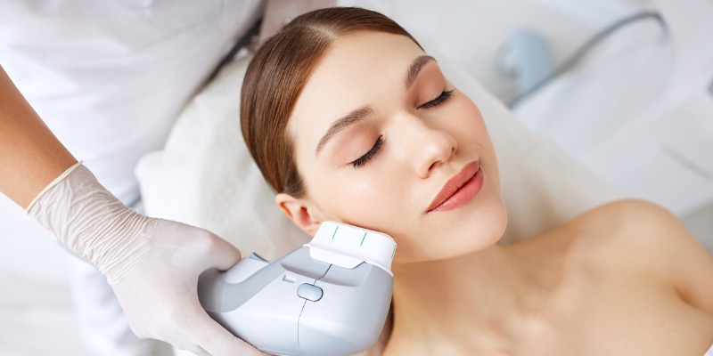 How Fat Freezing and HIFU Work Together? 4 book a personalised consultation of Fat Freezing and HIFU Together Feltham